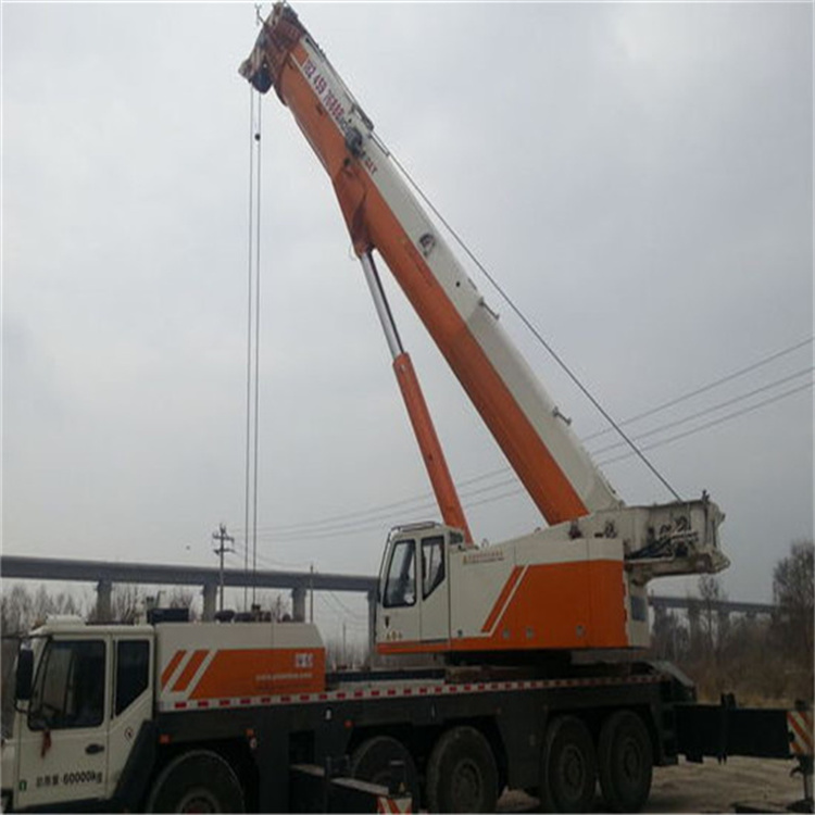 门头沟吊车租赁如何选？吊大货车作业流程、价格因素全解析